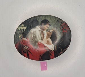 W.S. George Gone With The Wind Scarlett & Rhett Music Box Trinket Box 1991